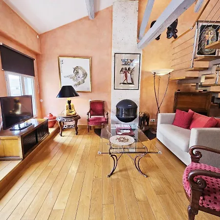 Apartment Beau Et Vaste Duplex Plateau Angouleme