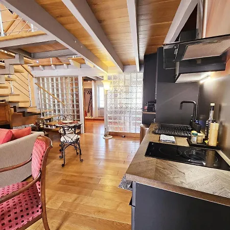 Apartment Beau Et Vaste Duplex Plateau Angouleme