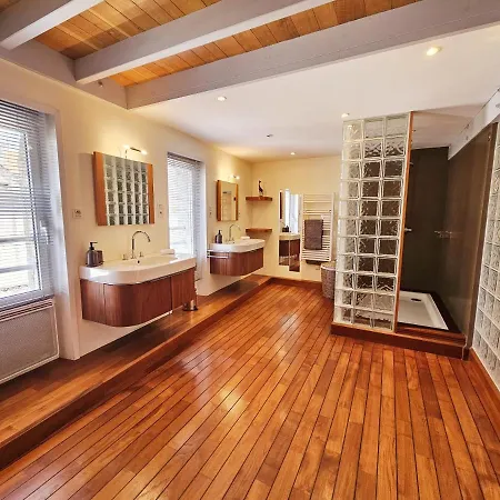 Apartment Beau Et Vaste Duplex Plateau